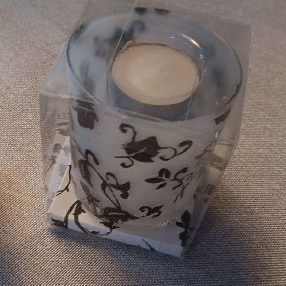 Floral Black and White Candle Holders